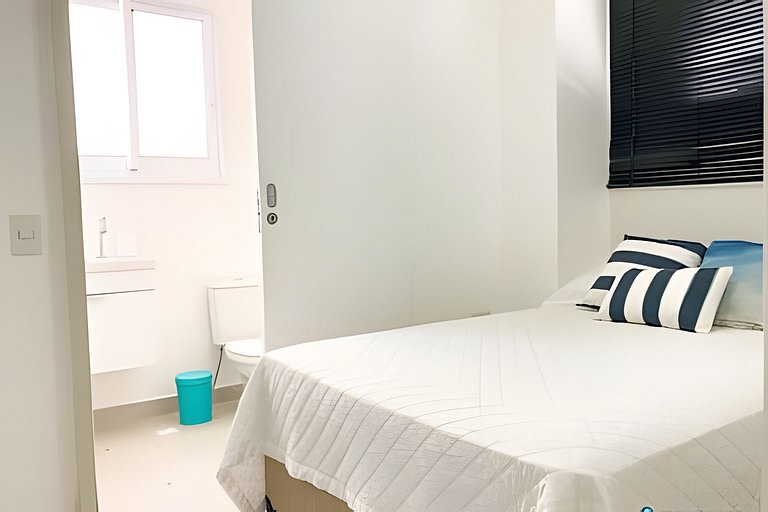 Apto Pitangueiras – 3 quartos a 200m da praia