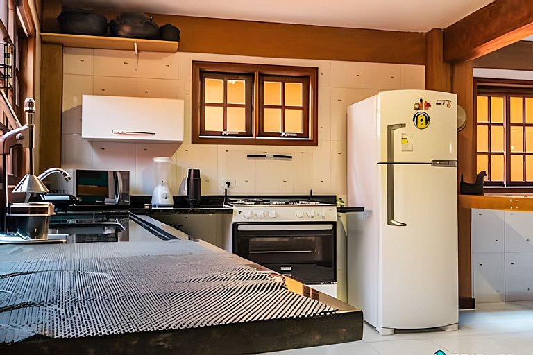 Morada dos Pássaros: Casa para Grupos em Ilhabela