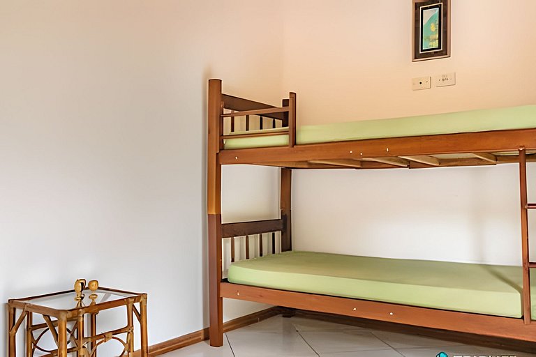 Morada dos Pássaros: Casa para Grupos em Ilhabela