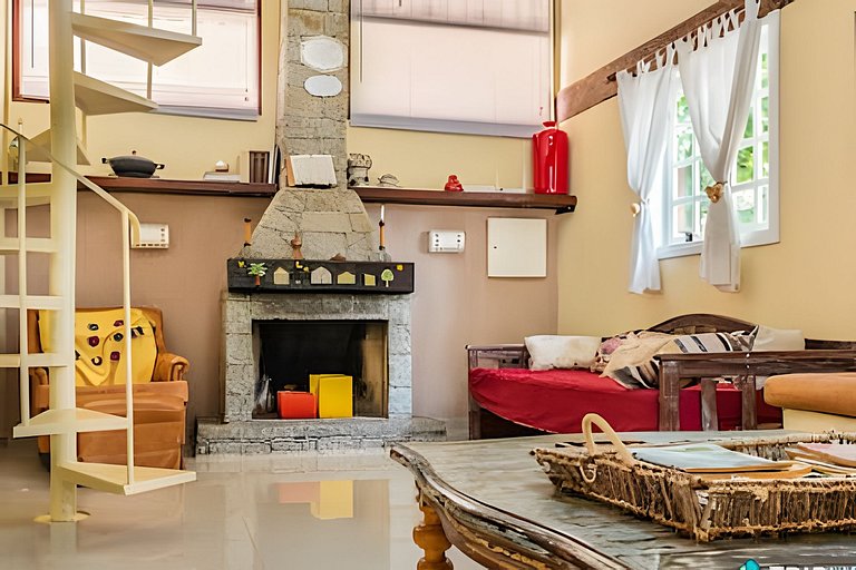 Casa Ribeirão – 4 quartos e piscina a poucos passos da praia