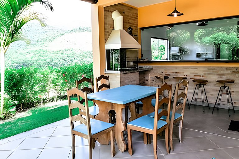 Toca do Paru: Casa com Vista para o Mar em Ilhabela