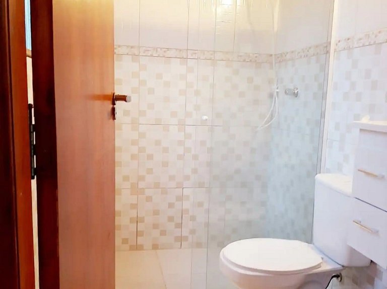 Flat 1 – Apto moderno com varanda gourmet