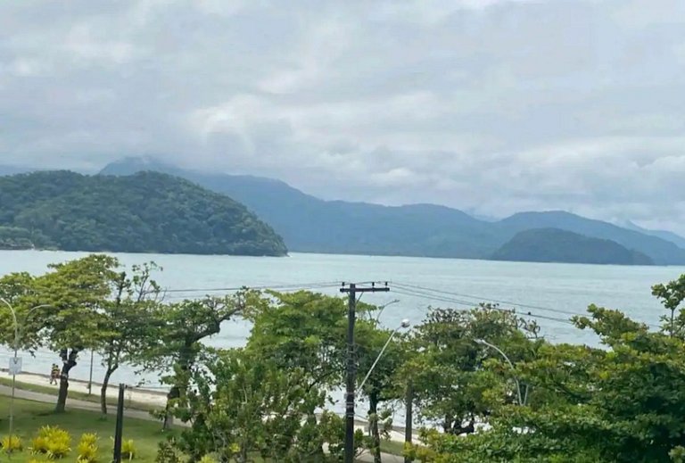 Studio Frente à Praia de Iperoig – Ubatuba