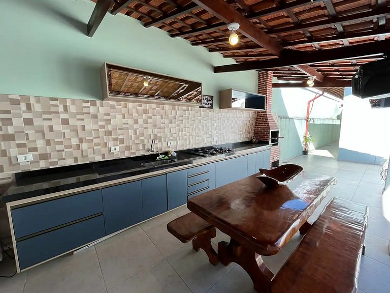 Casa Itaguá – 5 quartos a 500m da praia