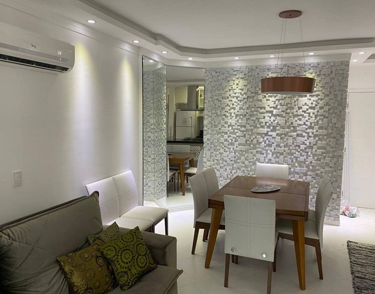Apto Riviera – Varanda com churrasqueira a 500m da praia