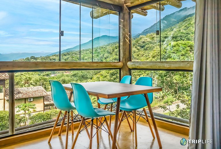 Suíte Lavanda: Refúgio Familiar com Vista para o Mar