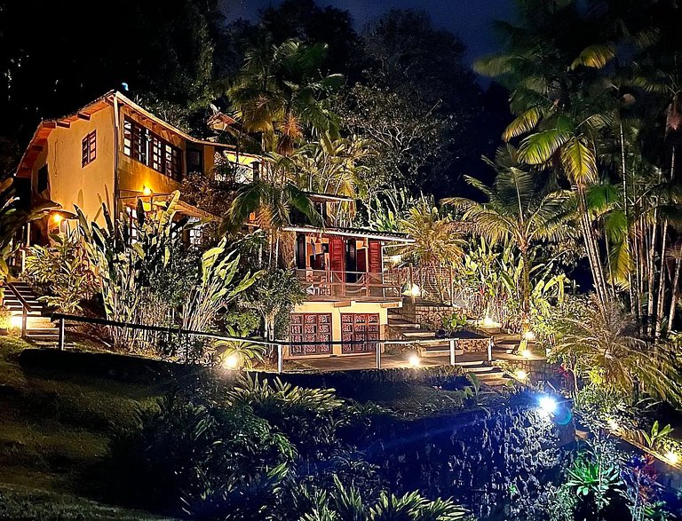 Casa Arte | Vista para o mar e estilo