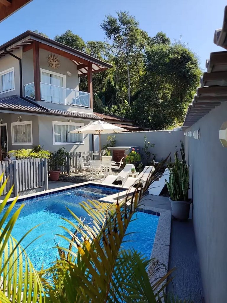 Casa Aconchego | Descanse na beira da piscina