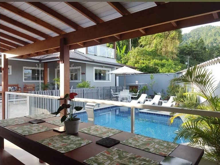 Casa Aconchego | Descanse na beira da piscina