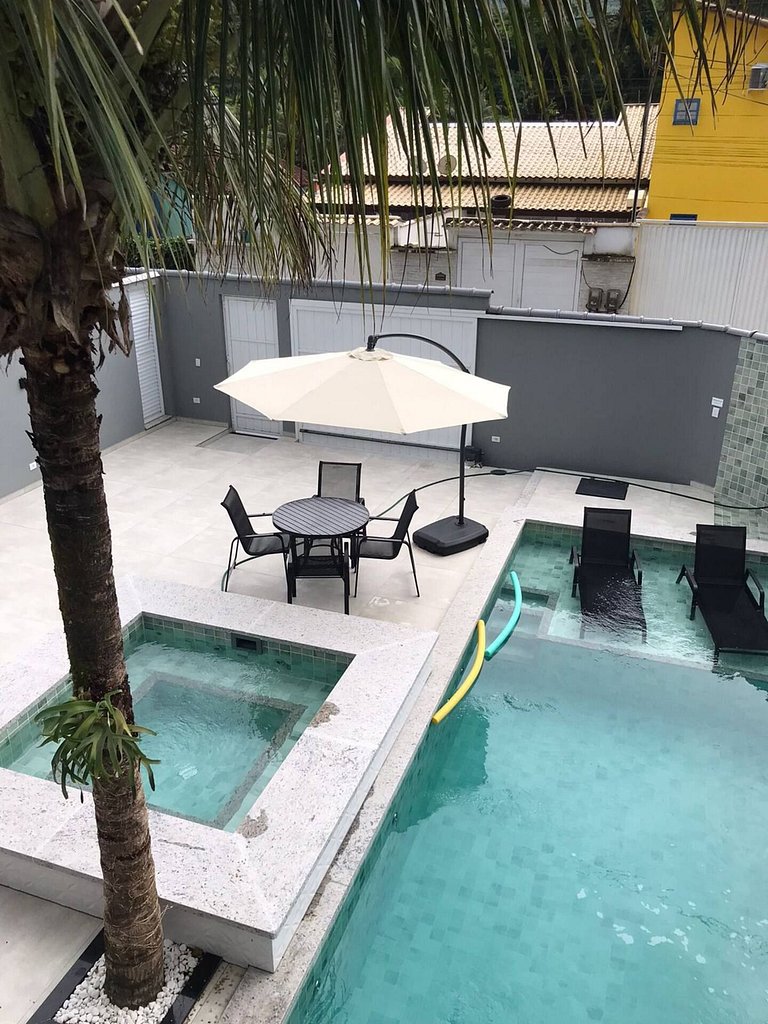 Casa Recanto – 2 suítes com piscina e churrasqueira
