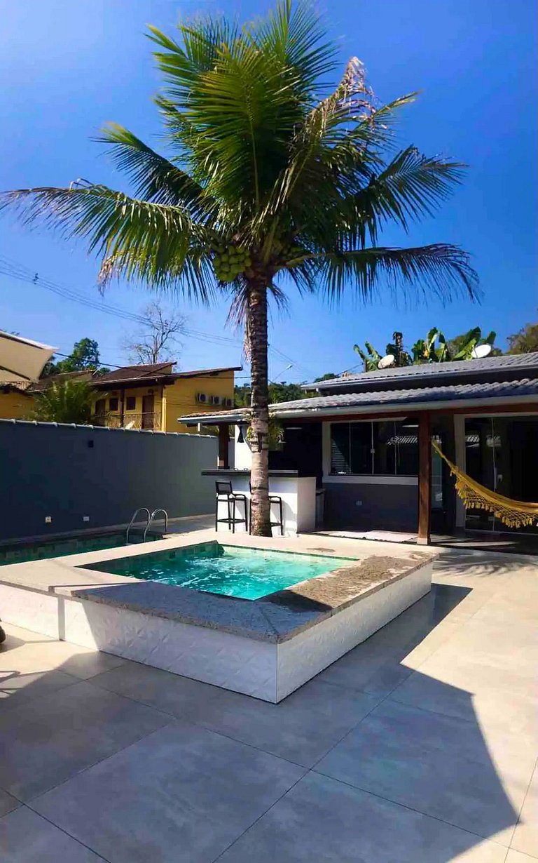Casa Recanto – 2 suítes com piscina e churrasqueira