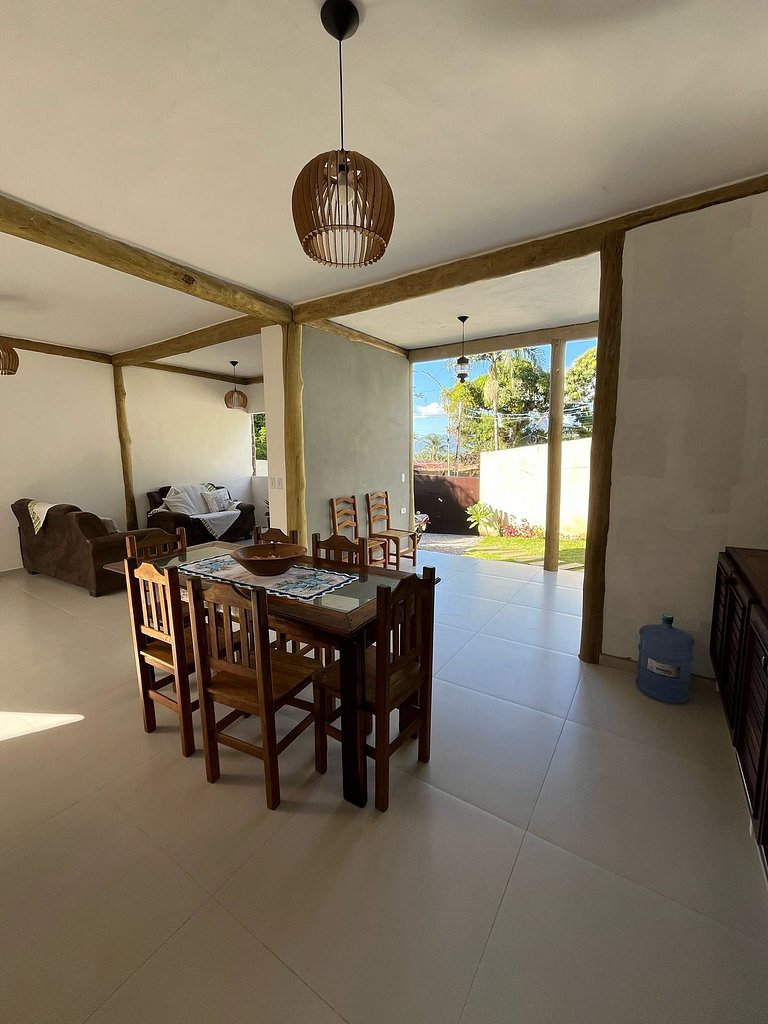Casa Enseada | 3 dormitórios e localização perfeita