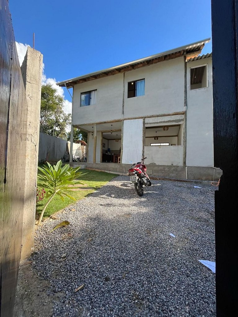 Casa Enseada | 3 dormitórios e localização perfeita