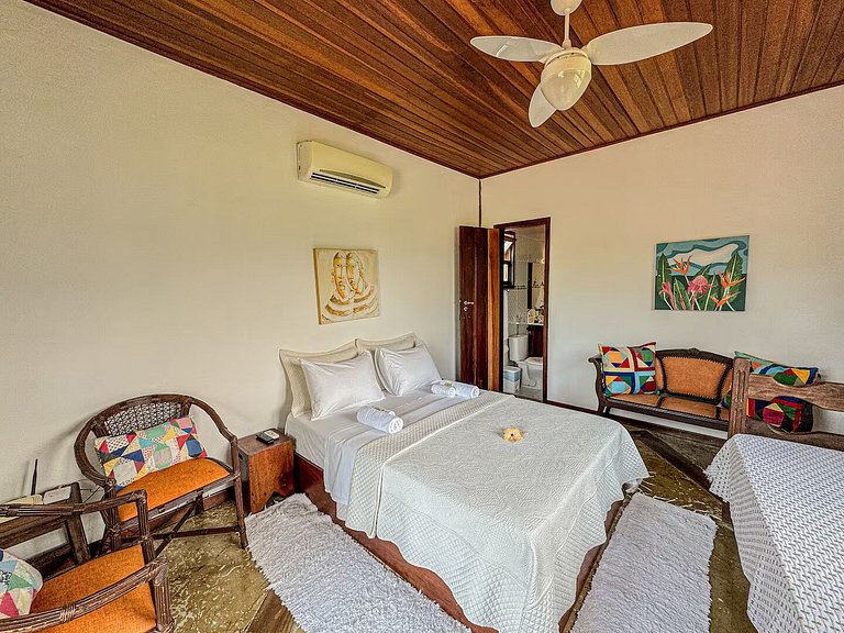 Suíte Hibisco: Refúgio Romântico em Paraty