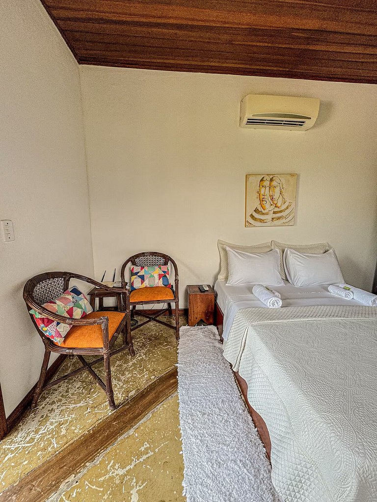 Suíte Hibisco: Refúgio Romântico em Paraty