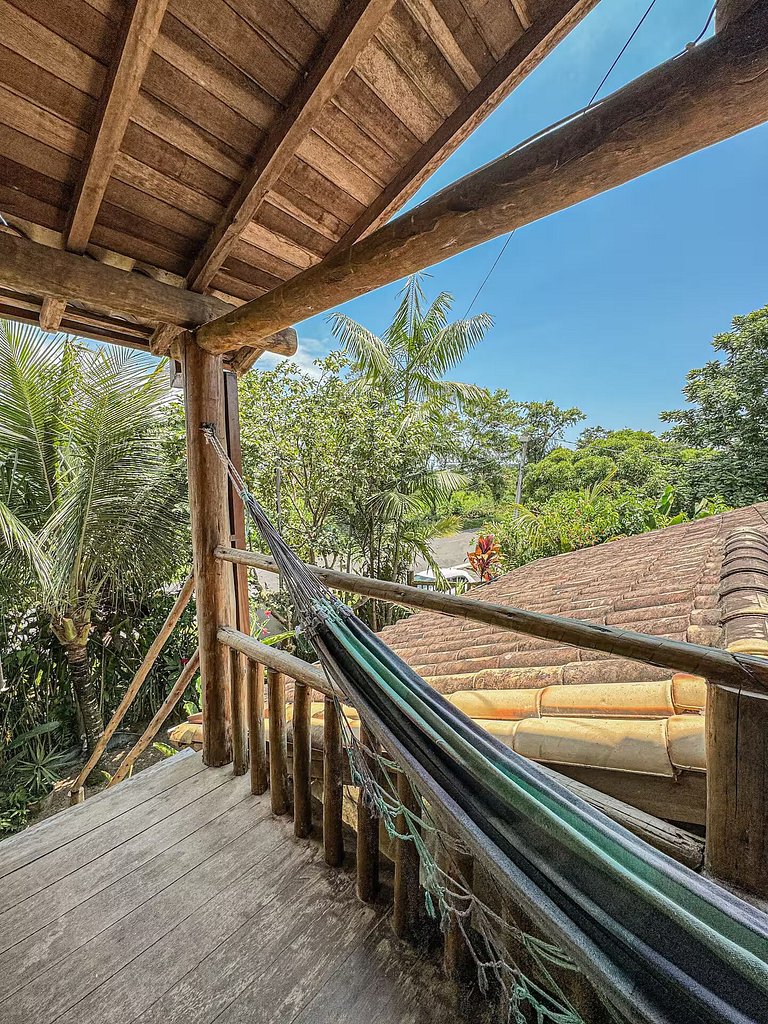Suíte Hibisco: Refúgio Romântico em Paraty
