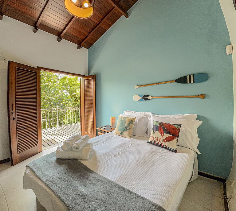 Quinta Della Rosa: Casa com Piscina e Vista para o Mar