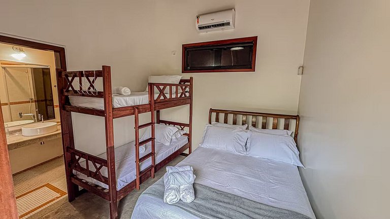 Quinta Della Rosa: Casa com Piscina e Vista para o Mar