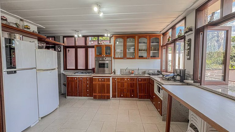 Quinta Della Rosa: Casa com Piscina e Vista para o Mar