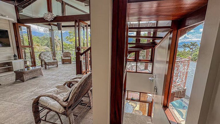 Quinta Della Rosa: Casa com Piscina e Vista para o Mar