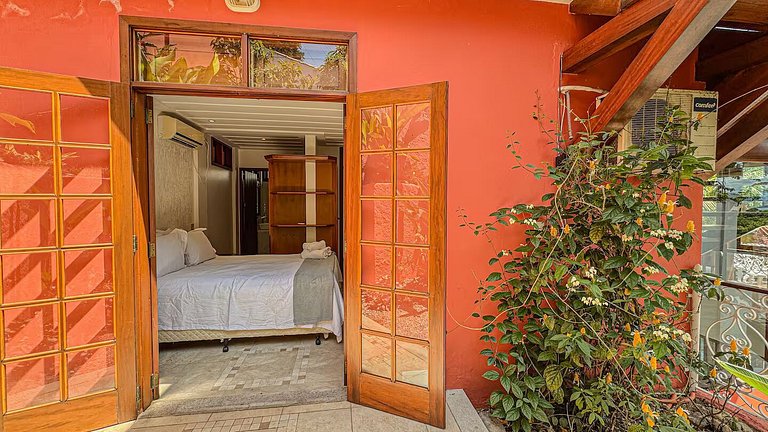 Quinta Della Rosa: Casa com Piscina e Vista para o Mar