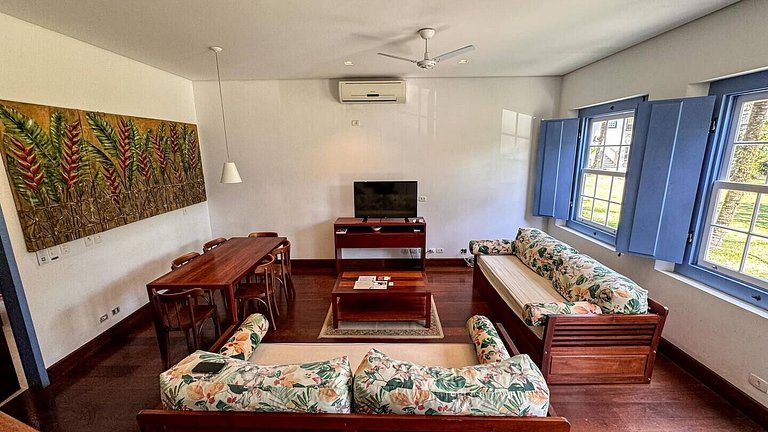 Vivenda Piccola | Casa de condomínio perto do centro