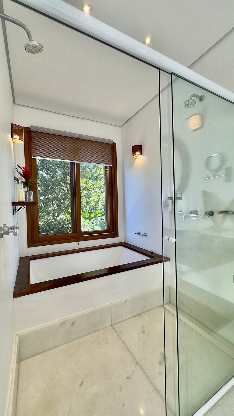 Dive House | Casa de luxo com piscina para mergulho