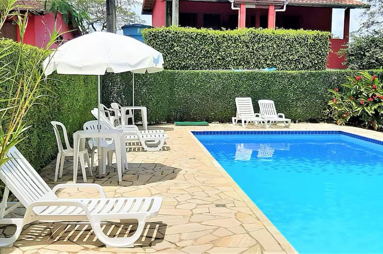 Flat Maresias | 2 dorms, cozinha e piscina em Maresias