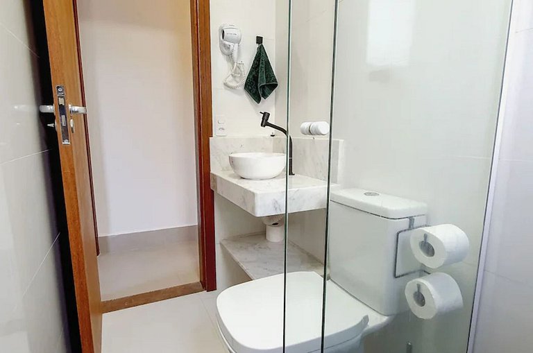 Flat Maresias | 2 dorms, cozinha e piscina em Maresias
