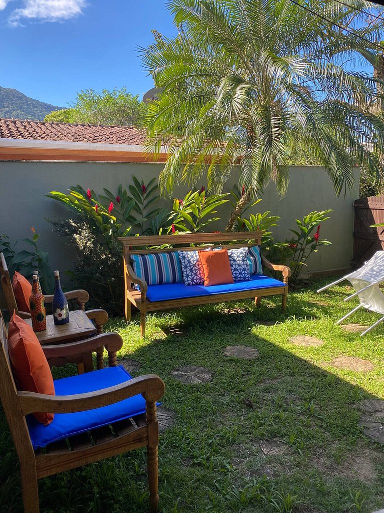 Casa Capitanias | Lazer completo a 50m da praia!