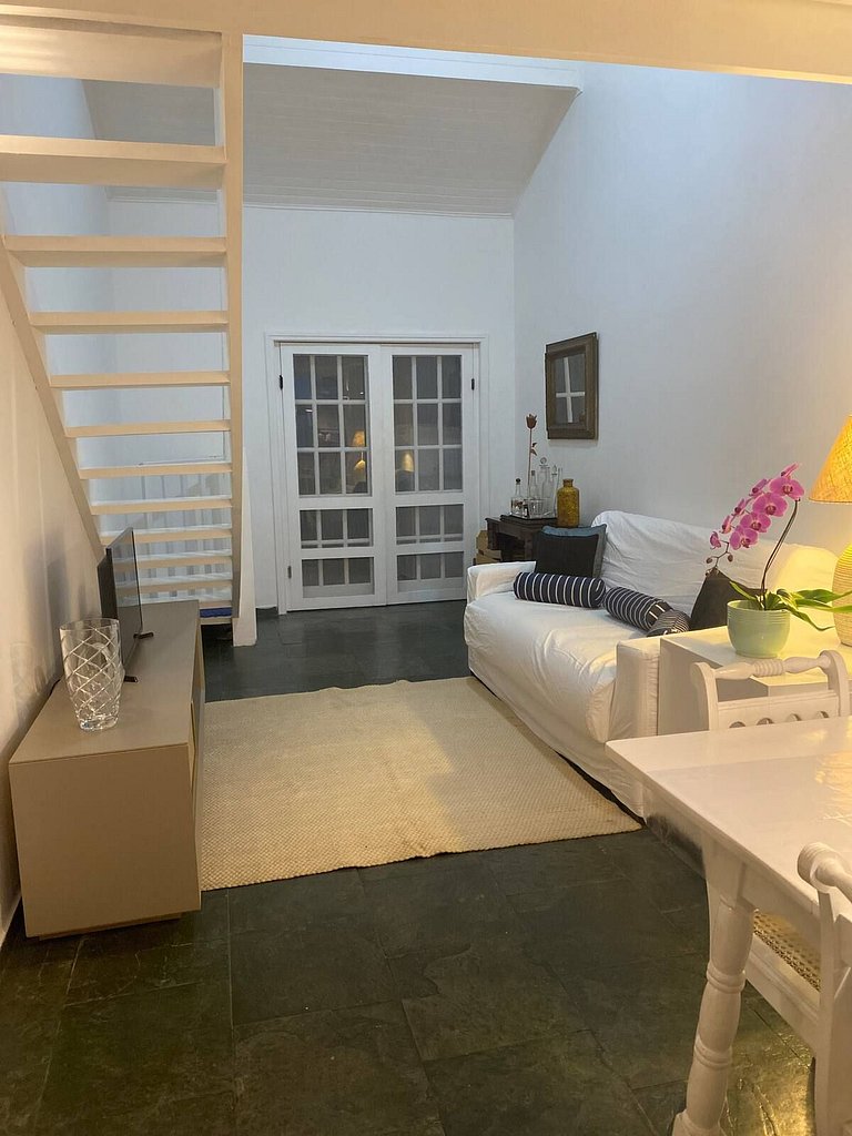 Casa Capitanias | Lazer completo a 50m da praia!