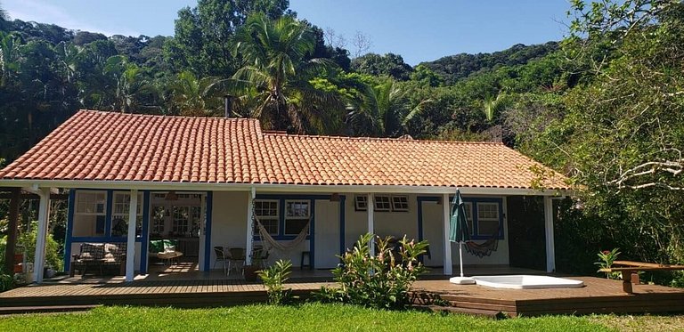 Rancho Pé na Areia | Jacuzzi com vista para o mar