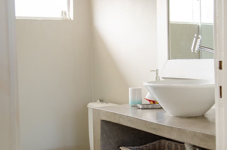 Vila dos Tiês | Casa incrível com 5 suítes e piscina