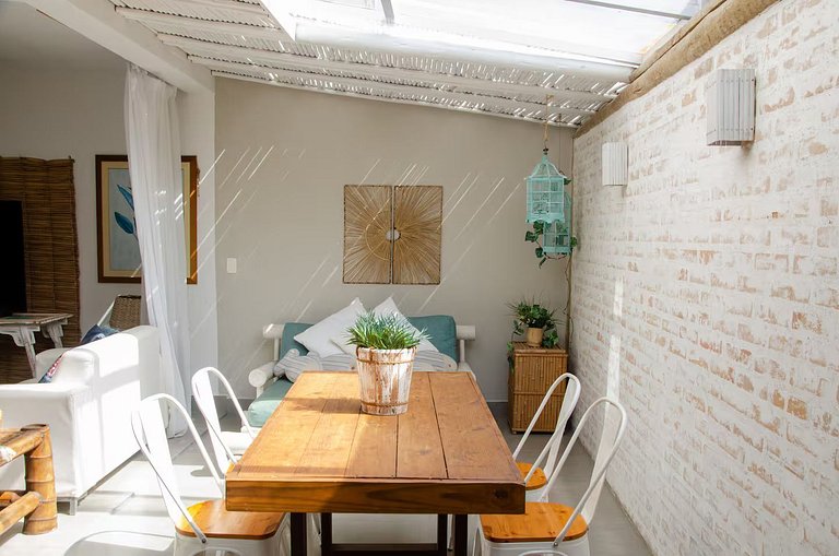 Vila dos Tiês | Casa incrível com 5 suítes e piscina