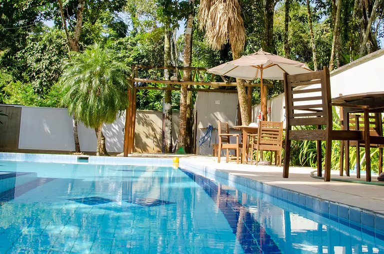 Vila dos Tiês | Casa incrível com 5 suítes e piscina
