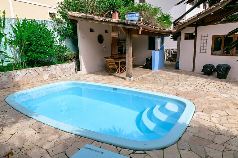 Mandalê: Casa para Família com Piscina em Ilhabela