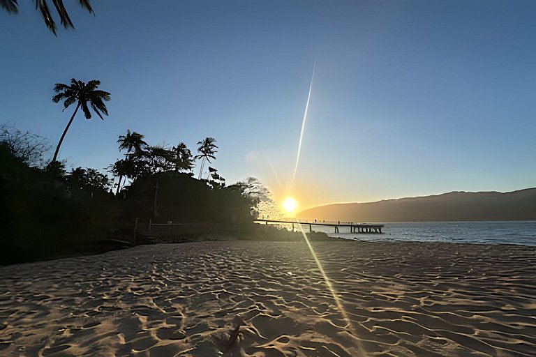 Casa Designer | Casa em condomínio pé na areia na Feiticeira
