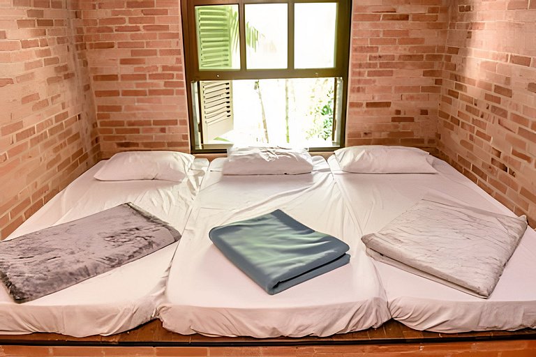 Casa Designer | Casa em condomínio pé na areia na Feiticeira
