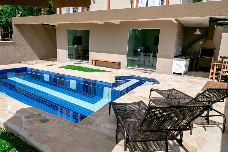 Refúgio do Sol – 4 suítes com piscina em Ilhabela