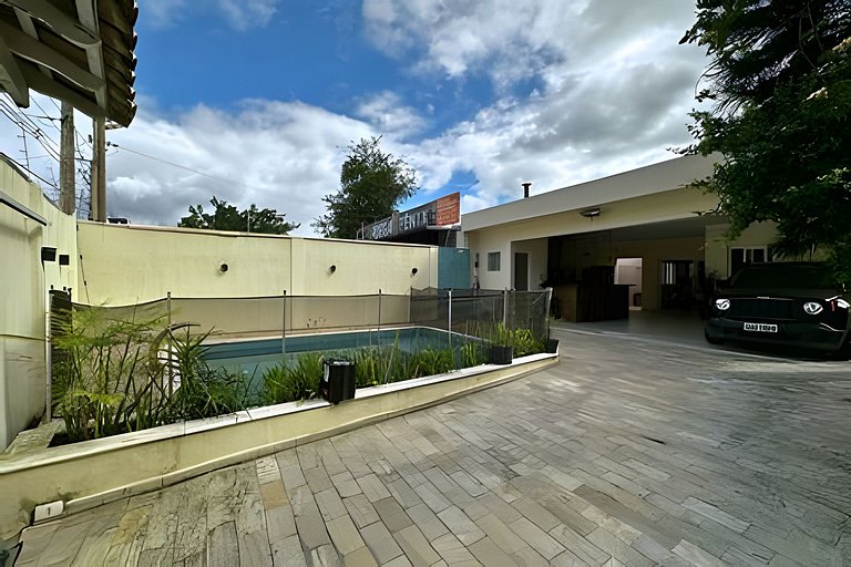 Portal da Olaria | Casa com piscina a 200m da praia