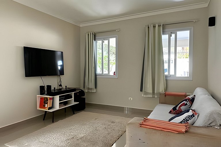 Portal da Olaria | Casa com piscina a 200m da praia