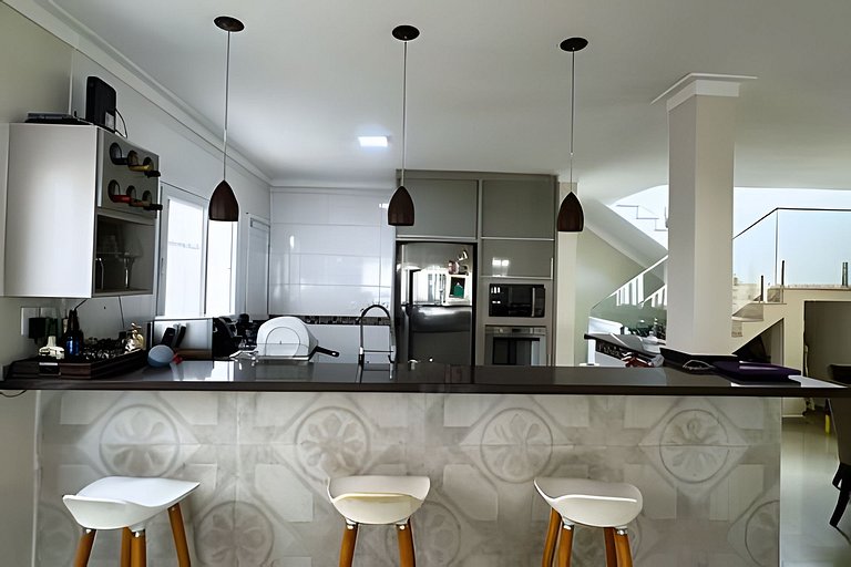 Portal da Olaria | Casa com piscina a 200m da praia