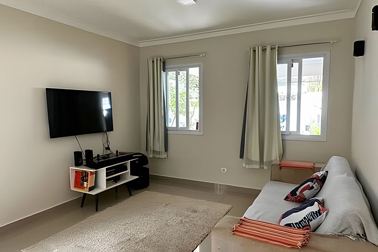 Portal da Olaria | Casa com piscina a 200m da praia