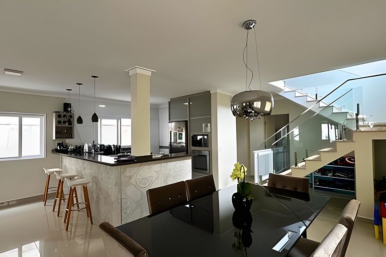 Portal da Olaria | Casa com piscina a 200m da praia