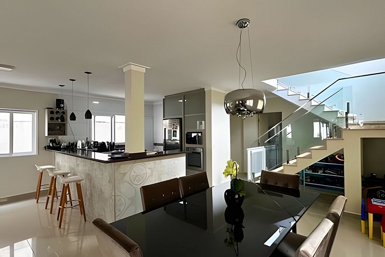 Portal da Olaria | Casa com piscina a 200m da praia