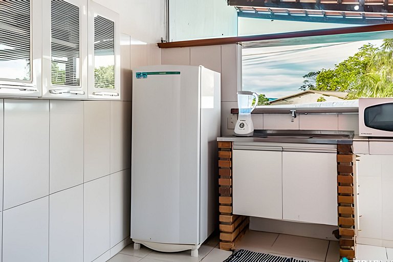 Suíte charmosa perto da Praia do Curral e Cachoeira