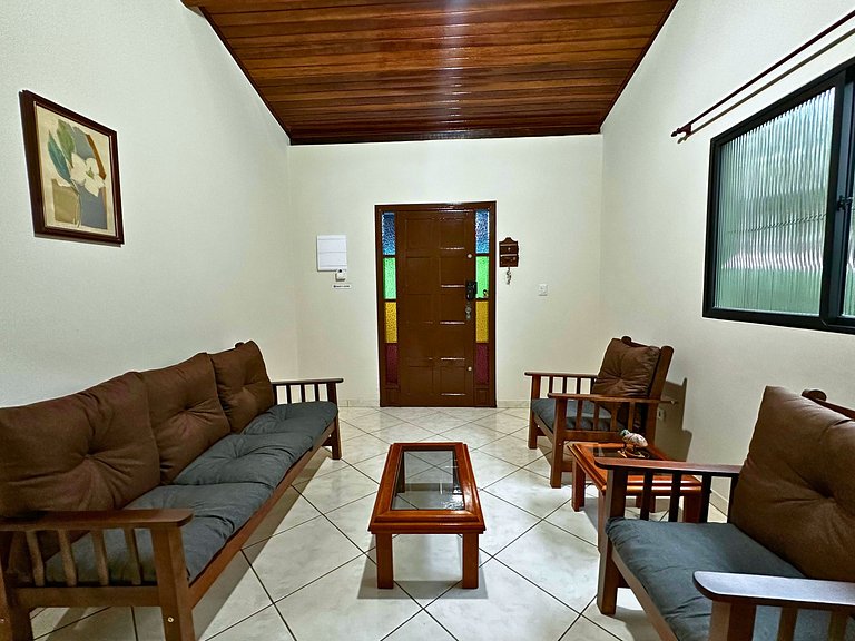 Casa do Curral | Casa novinha e perto de tudo!