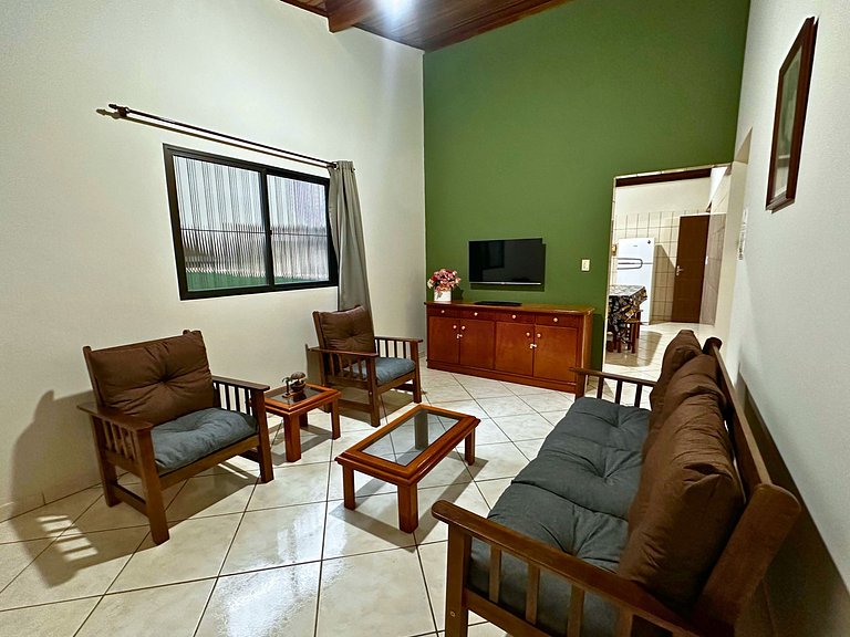 Casa do Curral | Casa novinha e perto de tudo!