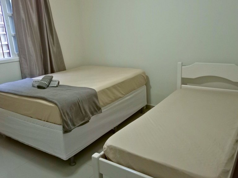 Portal da Olaria | Casa com piscina a 200m da praia