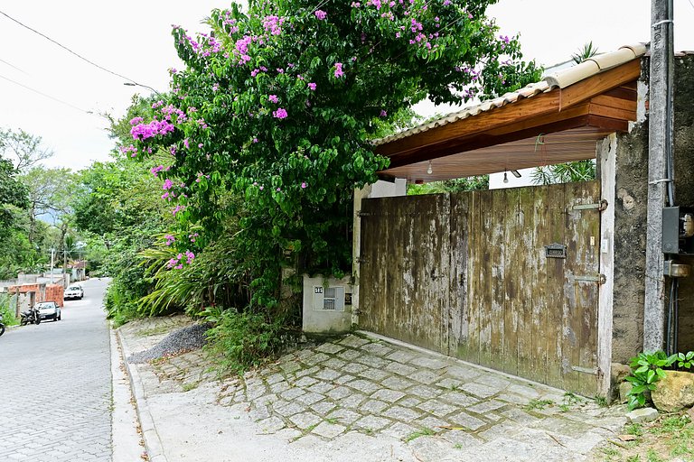 Ateliê & Suítes Feiticeira - conforto na cachoeira